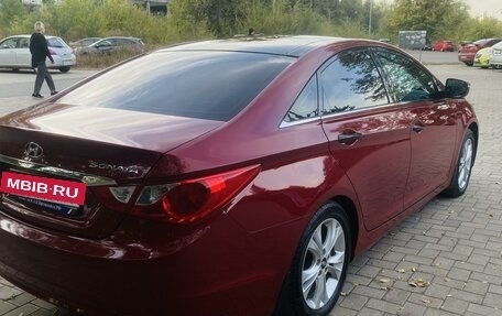 Hyundai Sonata VI, 2011 год, 1 600 000 рублей, 5 фотография