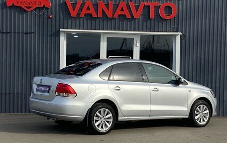 Volkswagen Polo VI (EU Market), 2011 год, 950 000 рублей, 5 фотография