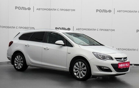 Opel Astra J, 2013 год, 1 068 000 рублей, 3 фотография