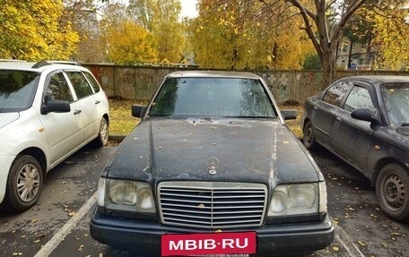 Mercedes-Benz E-Класс, 1992 год, 260 000 рублей, 4 фотография