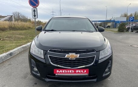 Chevrolet Cruze II, 2013 год, 650 000 рублей, 2 фотография