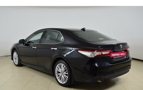 Toyota Camry, 2021 год, 4 799 000 рублей, 7 фотография