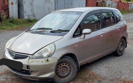 Honda Fit III, 2004 год, 410 000 рублей, 4 фотография