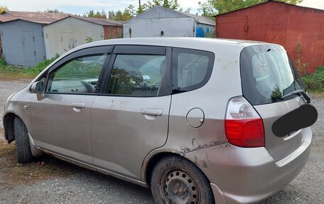 Honda Fit III, 2004 год, 410 000 рублей, 10 фотография