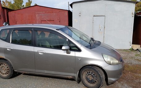 Honda Fit III, 2004 год, 410 000 рублей, 11 фотография