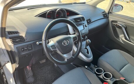 Toyota Verso I, 2013 год, 1 350 000 рублей, 7 фотография