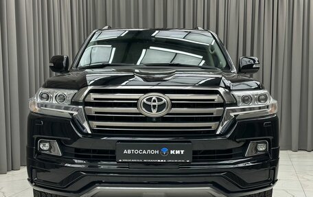 Toyota Land Cruiser 200, 2015 год, 5 699 000 рублей, 2 фотография