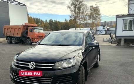 Volkswagen Touareg III, 2012 год, 2 300 000 рублей, 3 фотография