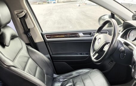 Volkswagen Touareg III, 2012 год, 2 300 000 рублей, 21 фотография