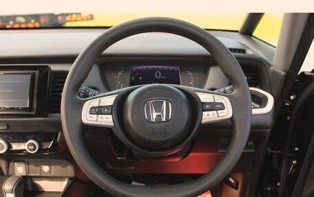 Honda Fit, 2021 год, 1 000 000 рублей, 13 фотография