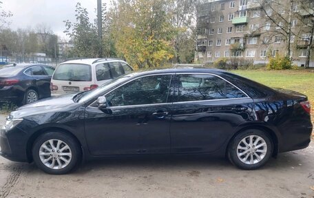 Toyota Camry, 2016 год, 2 250 000 рублей, 2 фотография