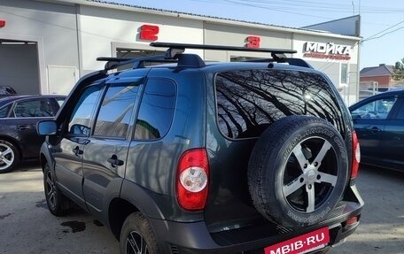 Chevrolet Niva I рестайлинг, 2019 год, 995 000 рублей, 8 фотография