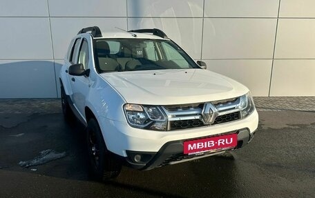 Renault Duster I рестайлинг, 2017 год, 1 549 000 рублей, 3 фотография