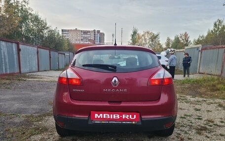 Renault Megane III, 2010 год, 800 000 рублей, 9 фотография