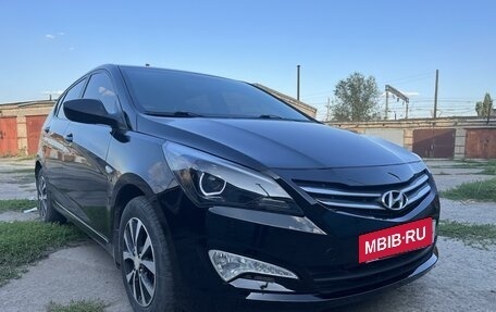 Hyundai Solaris II рестайлинг, 2015 год, 1 150 000 рублей, 4 фотография