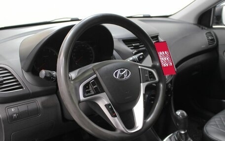 Hyundai Solaris II рестайлинг, 2013 год, 739 000 рублей, 13 фотография