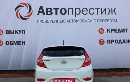 Hyundai Solaris II рестайлинг, 2013 год, 975 000 рублей, 9 фотография