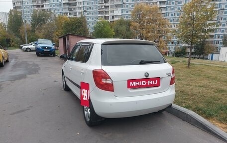 Skoda Fabia II, 2011 год, 840 000 рублей, 5 фотография