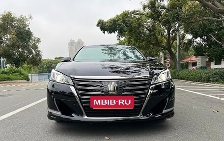 Toyota Crown, 2018 год, 3 997 000 рублей, 10 фотография