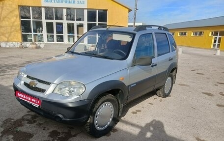 Chevrolet Niva I рестайлинг, 2009 год, 435 000 рублей, 2 фотография