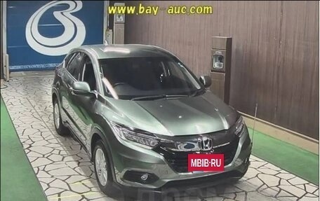 Honda Vezel, 2019 год, 2 320 000 рублей, 18 фотография