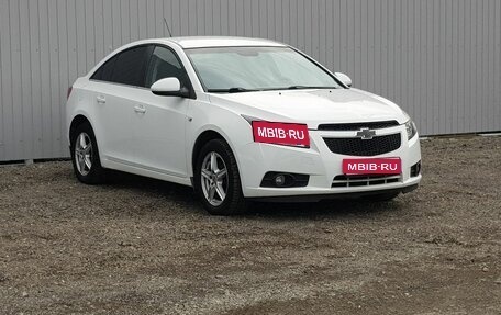 Chevrolet Cruze II, 2011 год, 949 000 рублей, 1 фотография