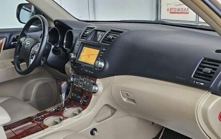 Toyota Highlander III, 2011 год, 2 749 000 рублей, 25 фотография