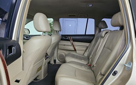 Toyota Highlander III, 2011 год, 2 749 000 рублей, 20 фотография