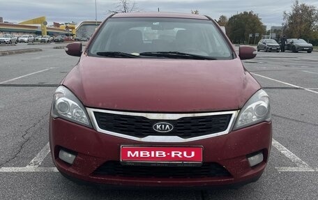 KIA cee'd I рестайлинг, 2011 год, 680 000 рублей, 1 фотография