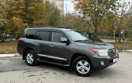 Toyota Land Cruiser 200, 2015 год, 4 850 000 рублей, 2 фотография