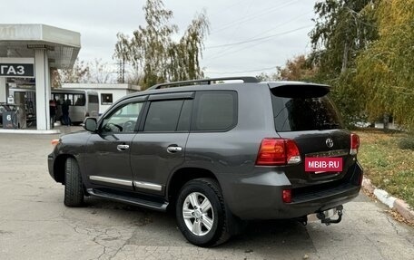 Toyota Land Cruiser 200, 2015 год, 4 850 000 рублей, 6 фотография