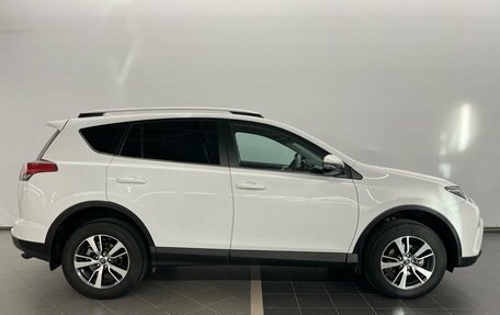 Toyota RAV4, 2019 год, 2 649 000 рублей, 6 фотография