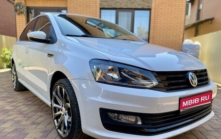 Volkswagen Polo VI (EU Market), 2019 год, 1 400 000 рублей, 1 фотография