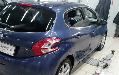 Peugeot 208 II, 2013 год, 770 000 рублей, 3 фотография