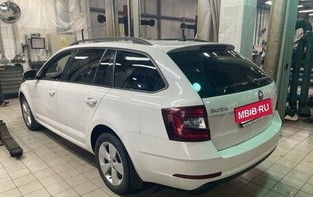 Skoda Octavia, 2017 год, 1 847 000 рублей, 2 фотография