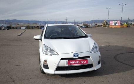 Toyota Aqua I, 2014 год, 1 100 000 рублей, 1 фотография