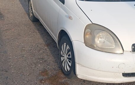 Toyota Vitz, 2000 год, 300 000 рублей, 1 фотография