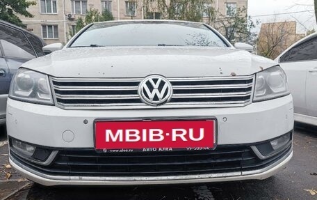 Volkswagen Passat B7, 2012 год, 1 140 000 рублей, 18 фотография