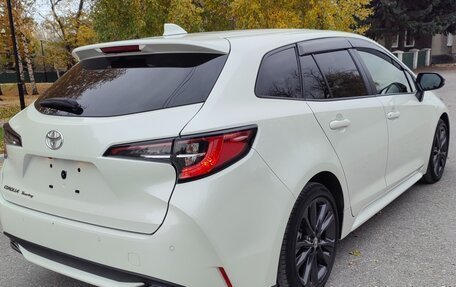 Toyota Corolla, 2019 год, 2 300 000 рублей, 3 фотография