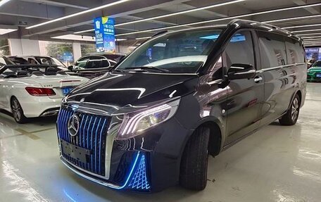 Mercedes-Benz Vito, 2021 год, 3 990 000 рублей, 2 фотография