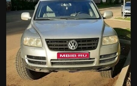 Volkswagen Touareg III, 2004 год, 650 500 рублей, 1 фотография