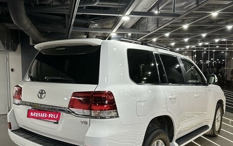 Toyota Land Cruiser 200, 2016 год, 6 000 000 рублей, 4 фотография