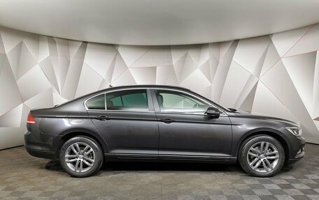 Volkswagen Passat B8 рестайлинг, 2019 год, 2 445 700 рублей, 6 фотография