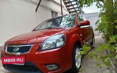 KIA Rio II, 2010 год, 700 000 рублей, 3 фотография