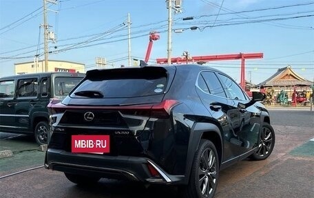 Lexus UX I, 2020 год, 2 545 000 рублей, 4 фотография