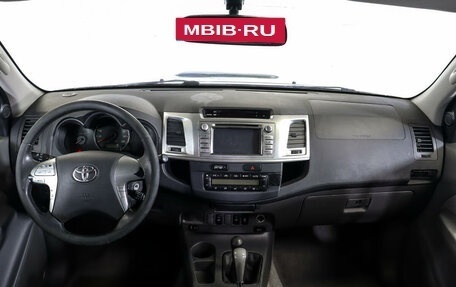 Toyota Hilux VII, 2013 год, 2 195 000 рублей, 13 фотография