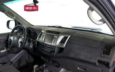 Toyota Hilux VII, 2013 год, 2 195 000 рублей, 9 фотография