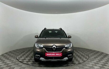 Renault Sandero II рестайлинг, 2021 год, 1 609 000 рублей, 2 фотография