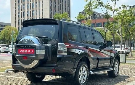 Mitsubishi Pajero IV, 2019 год, 3 150 555 рублей, 3 фотография