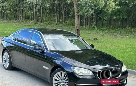 BMW 7 серия, 2013 год, 1 785 000 рублей, 2 фотография